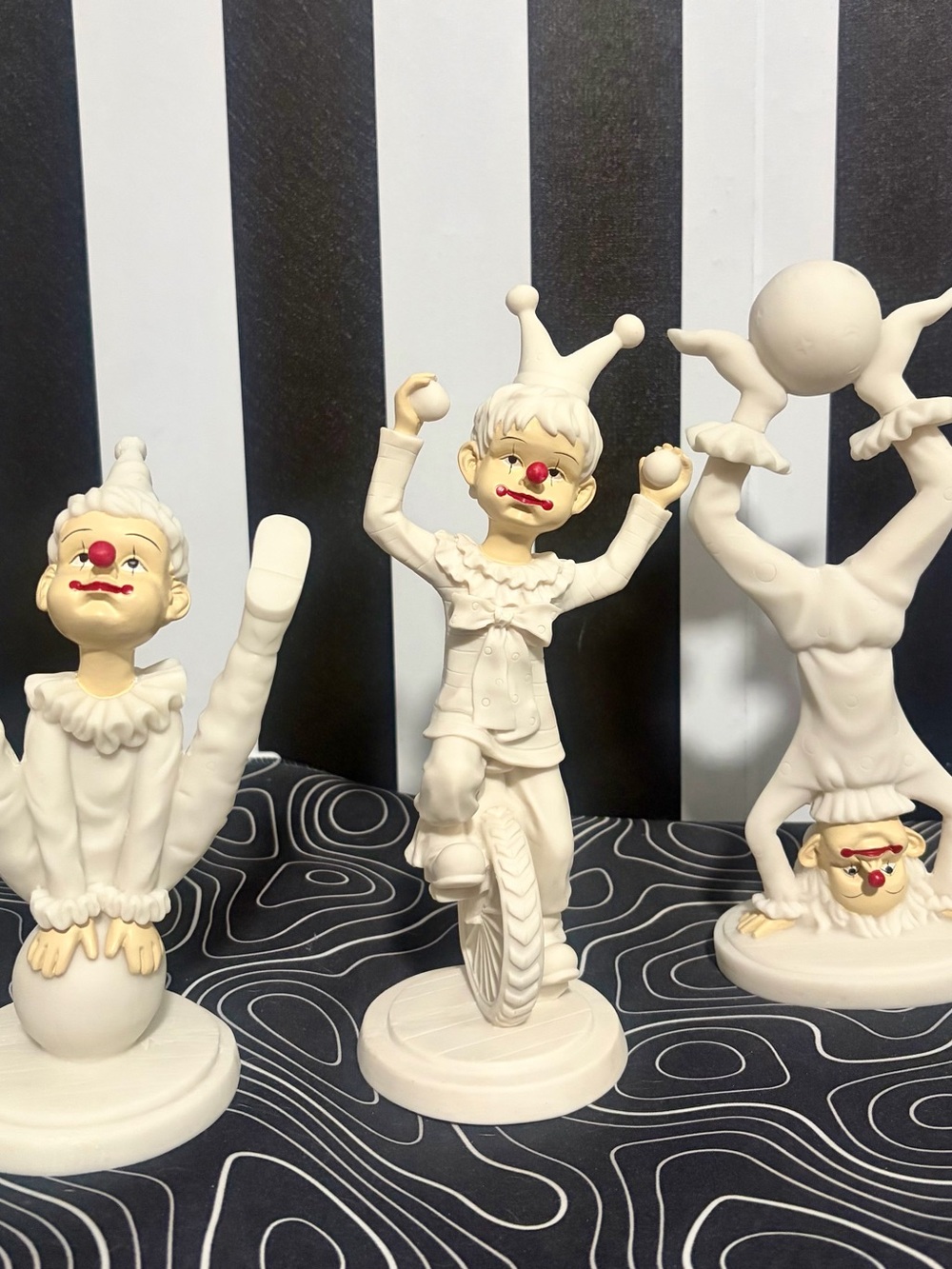 Vintage 1980s Leonardo Collection Clown Set of 3 Resin Circus Acrobat Figurines
